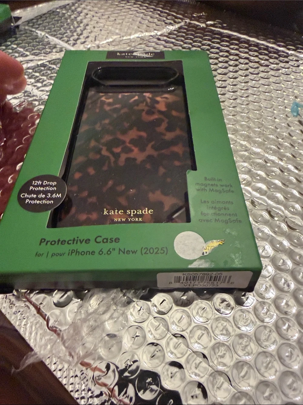 kate spade New York Tortoiseshell Glossy Phone Case in Brown and Black
